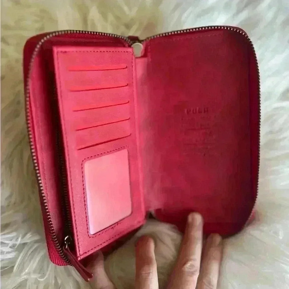 Red Pola Zip Leather Wallet Cross-hatched Leather - Picture 3 of 9